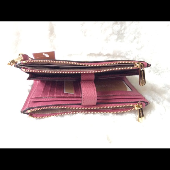 🎄Michael Kors Jet Set Double Zip Wristlet - Picture 4 of 4